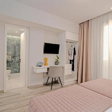 Vila De Lux Cu Piscina Privata